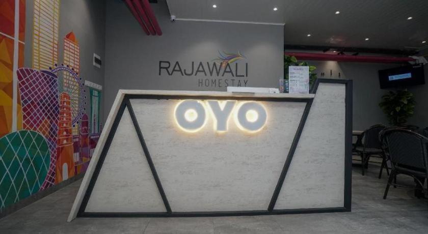 Oyo 568 Rajawali Homestay Palembang Exterior foto